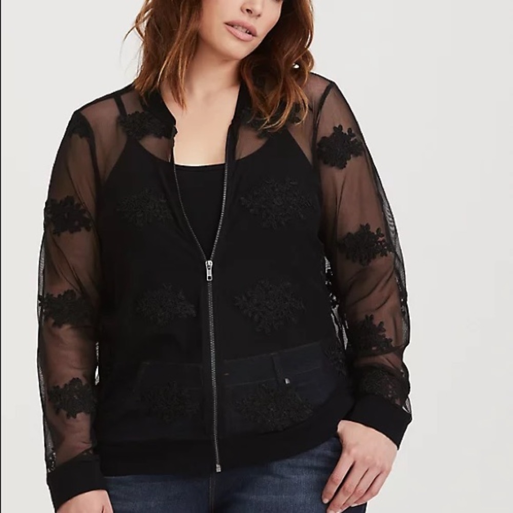 💖 NWOT Torrid Sheer Bomber Jacket w/ Appliqué 💖